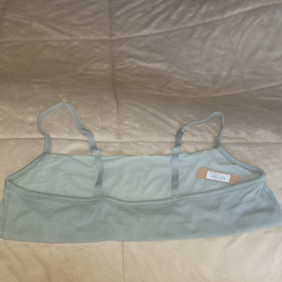 Skims Light Green Scoop Bralette - Picture 4 of 4